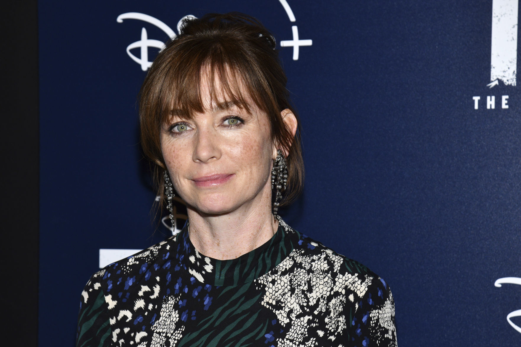 Julianne Nicholson
